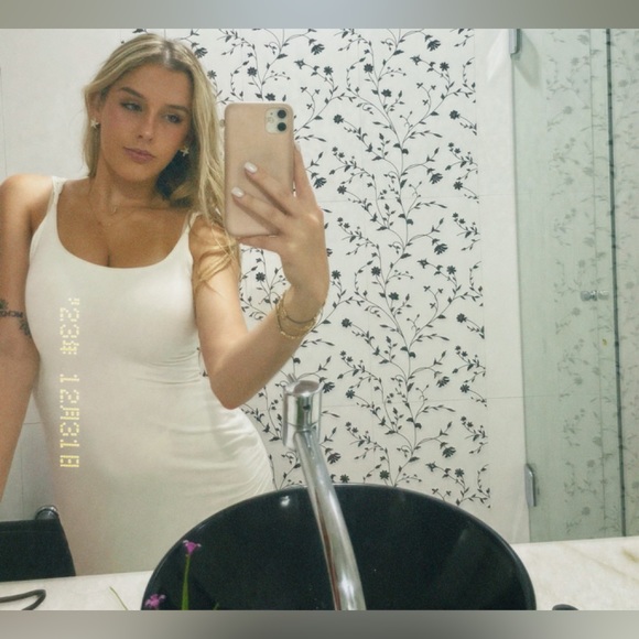 Meet your Posher, Savannah - Picture 4 of 6